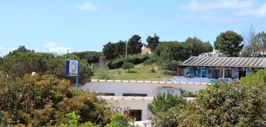 Der Orbitur Campingplatz bei Sagres ist gut für Surfer geeignet Der Orbitur Campingplatz bei Sagres ist gut für Surfer geeignet